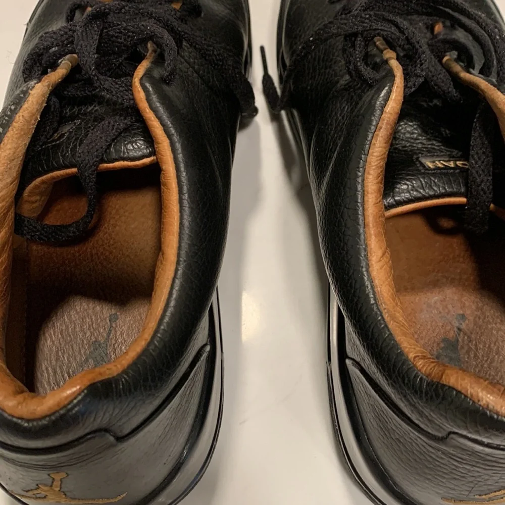 Men's Black Leather Athletic Sneakers - Casual Comfort